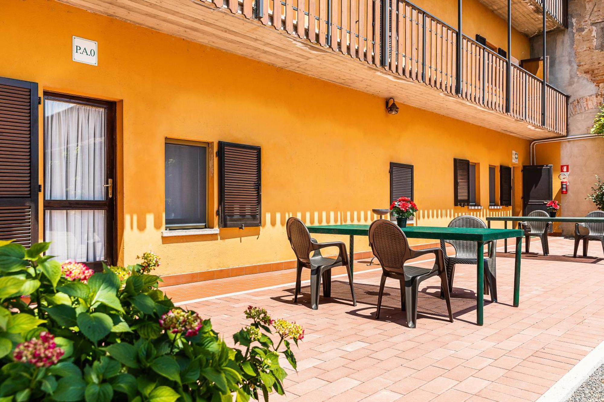 Palazzo Barbo Apartment Pumenengo Стая снимка